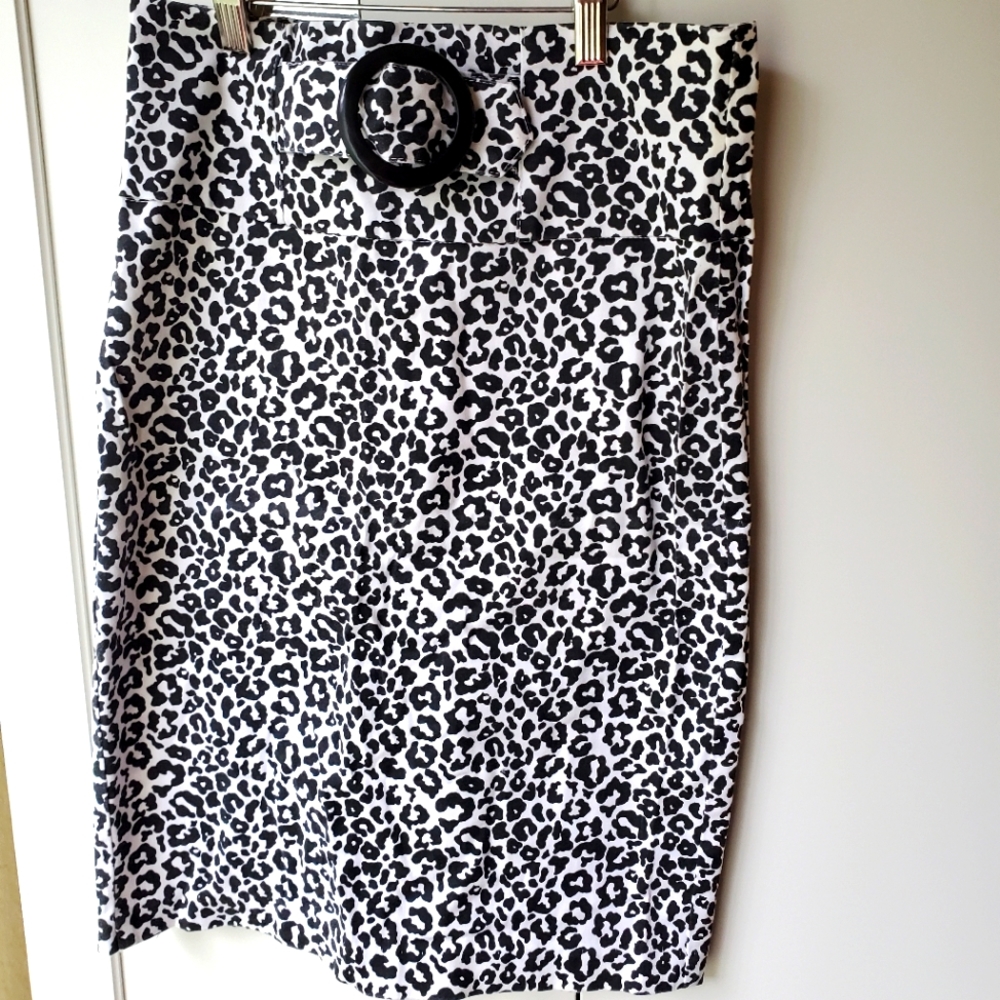 Charlotte Russe high waisted pencil skirt